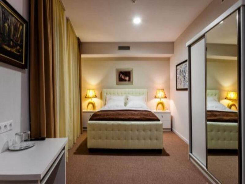 Hotel Zp Palace Tbilisi Eksteriør bilde